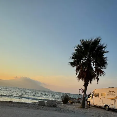 Kemping Camper For Rent *